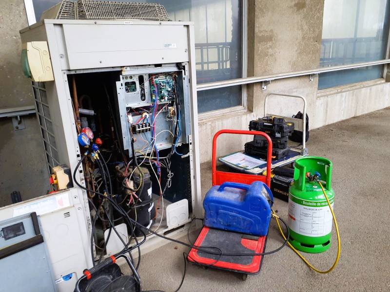 Notre zone d'activité pour ce service Dépannage de climatisation qui fuit à Istres (13) Bouches-du-Rhône : solutions et tarifs pour les professionnels et particuliers